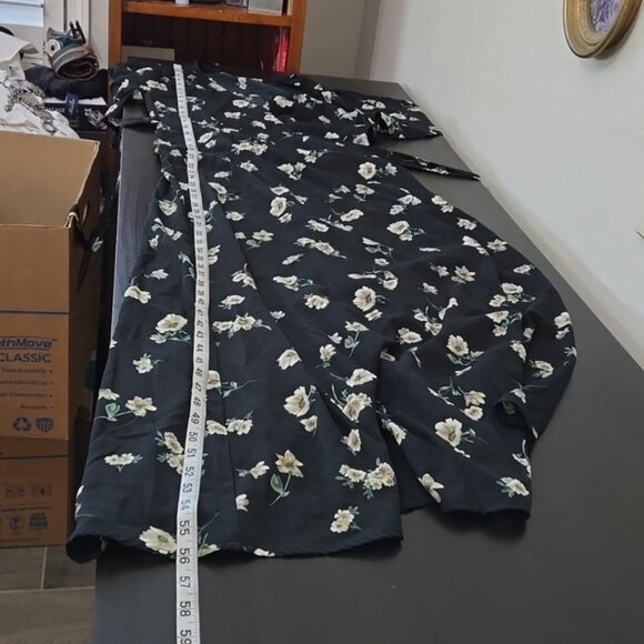 Lulus Italian Garden Black Floral Print Wrap Dress Ties at Back or Side Size S - Picture 12 of 12